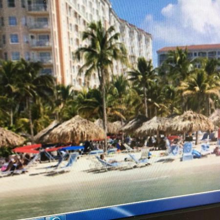 Ferienwohnung Marriott Aruba Surf And Ocean Beachfront Clubs Palm Beach Exterior foto