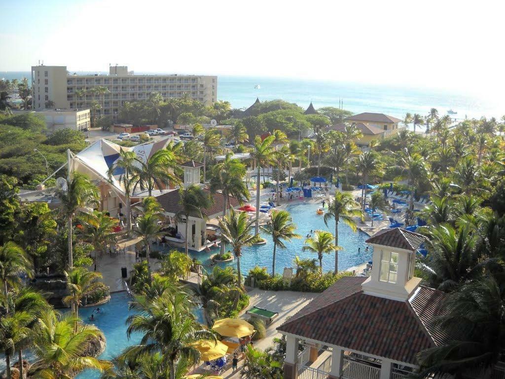 Ferienwohnung Marriott Aruba Surf And Ocean Beachfront Clubs Palm Beach Exterior foto